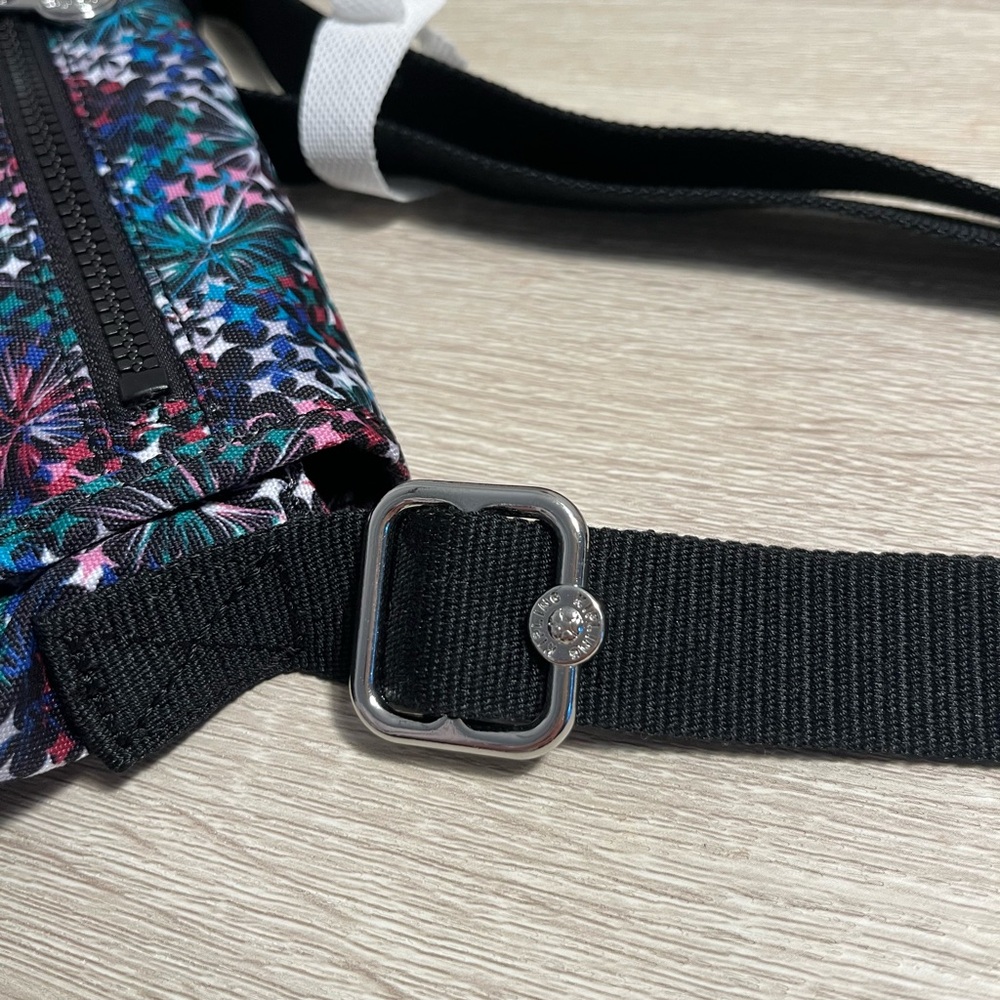 Kipling Star Flower Sabian Bag - Picture 11 of 12